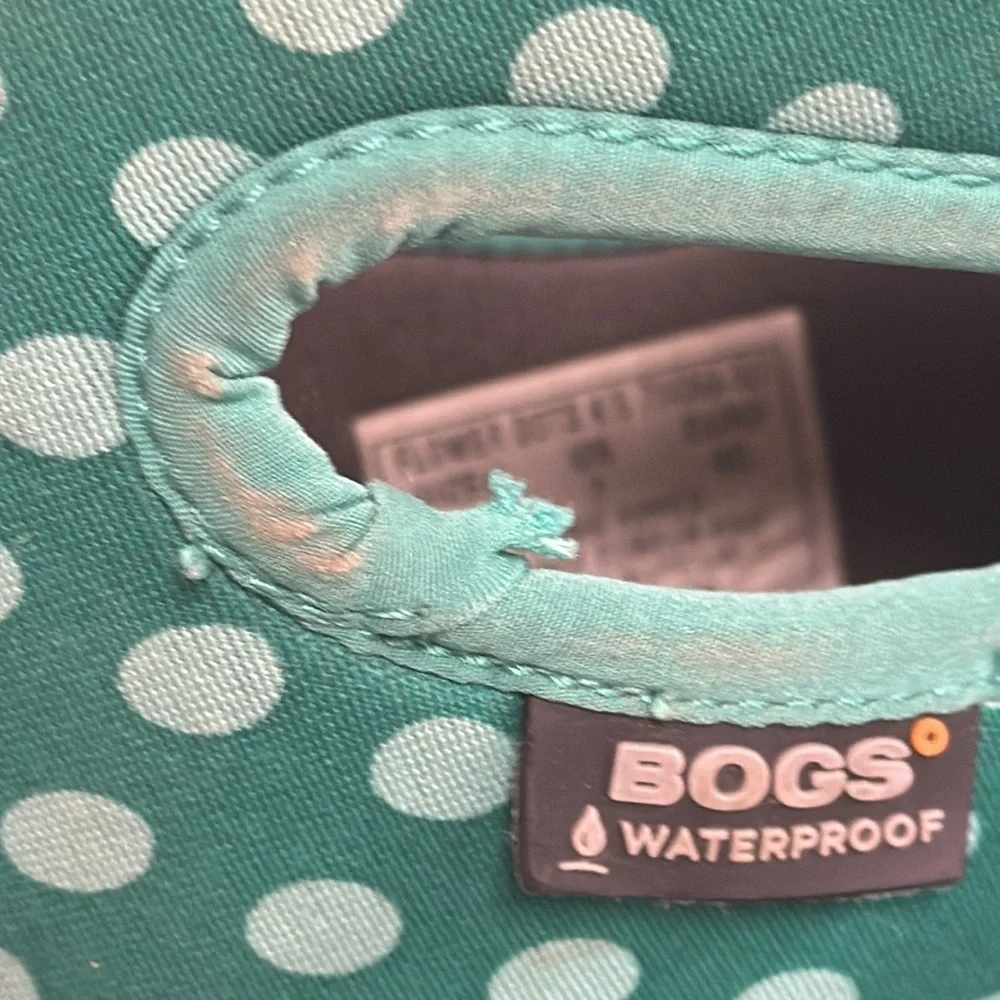 Bogs Girls Flower Dots Rubber Weatherproof Boots, youth 7 - Picture 12 of 13